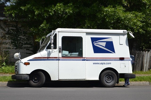 mail truck